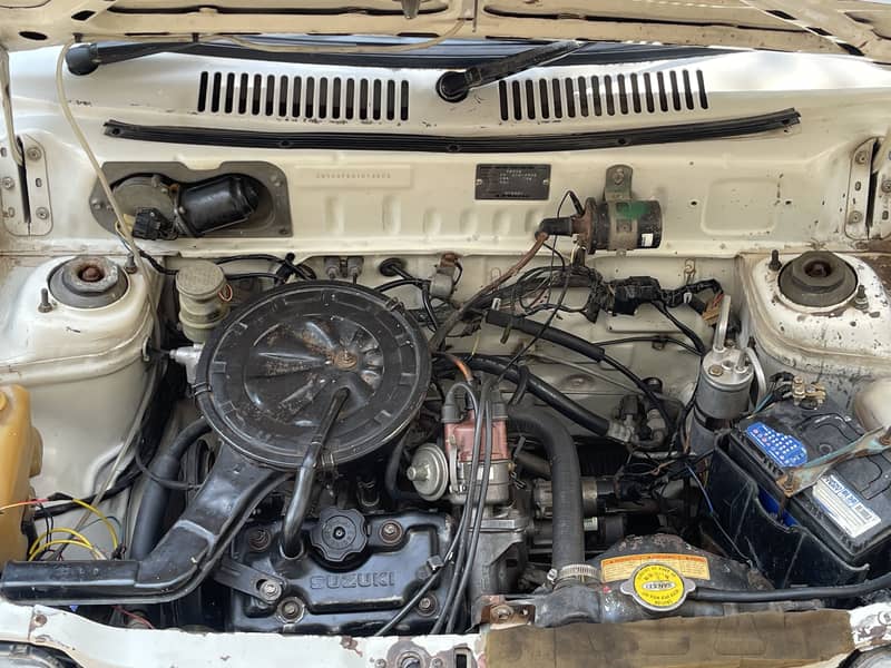 Suzuki Mehran VXR 2011 10