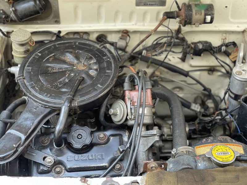 Suzuki Mehran VXR 2011 11