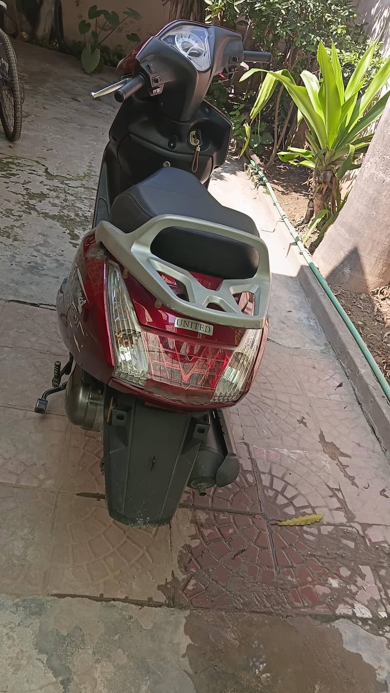 United petrol scooty 1