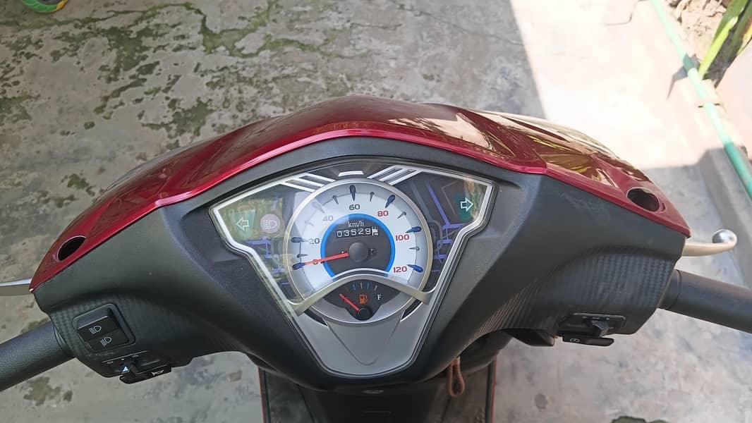 United petrol scooty 3
