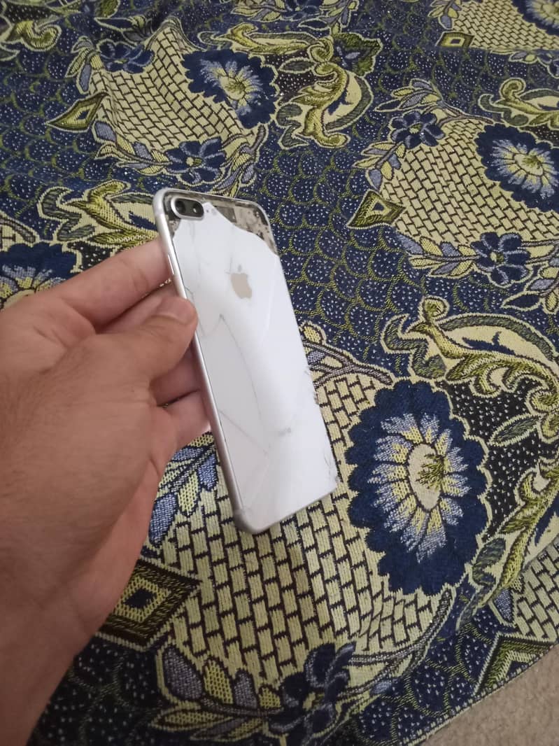 Apple iPhone 8 Plus 7