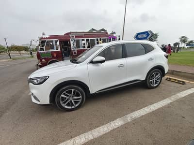 MG HS 2021
