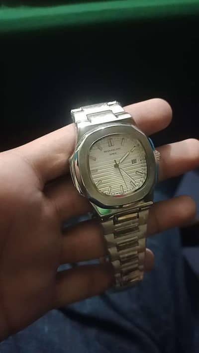 patik Philip white dial