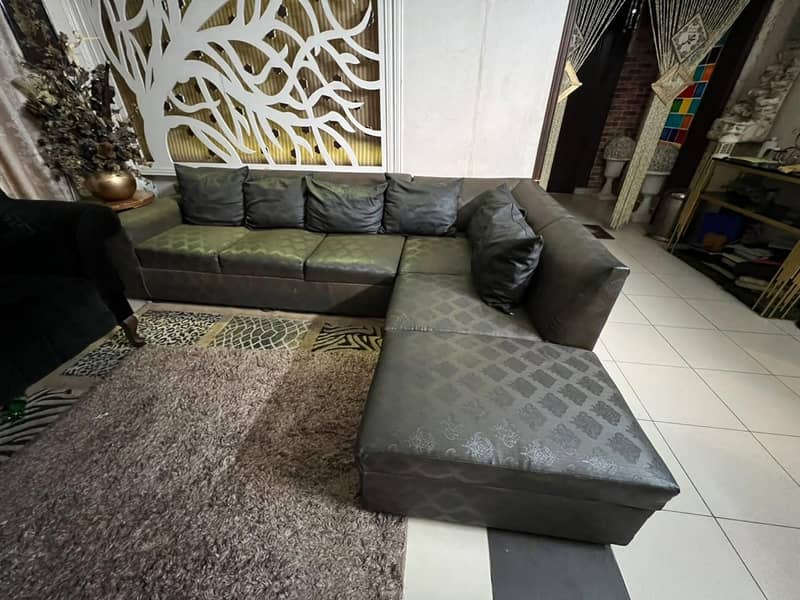 daining table and sofa set 3