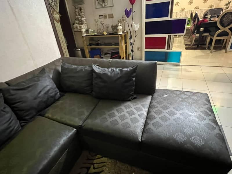daining table and sofa set 5