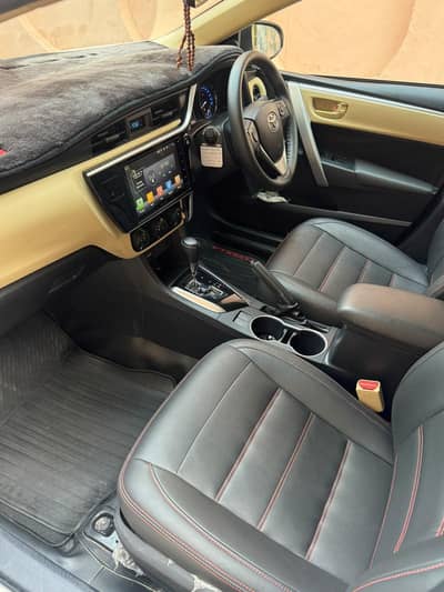 Toyota Corolla Altis 2025