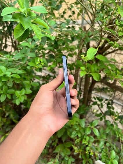 Apple iPhone 12 mini 1