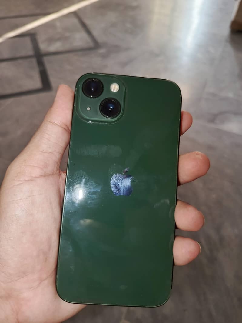 Apple iPhone 13 2