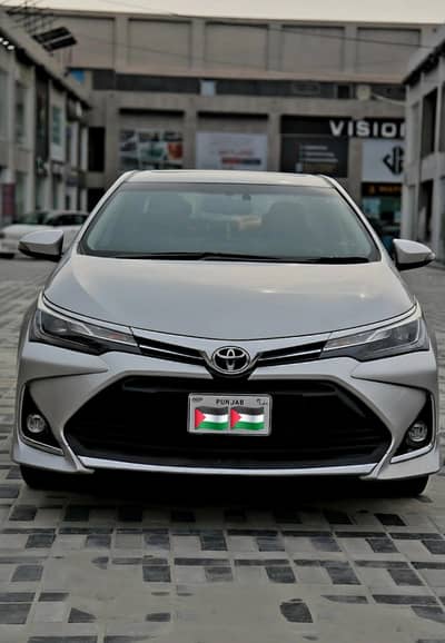 Toyota Corolla Altis grande 1.8 black interior 2022