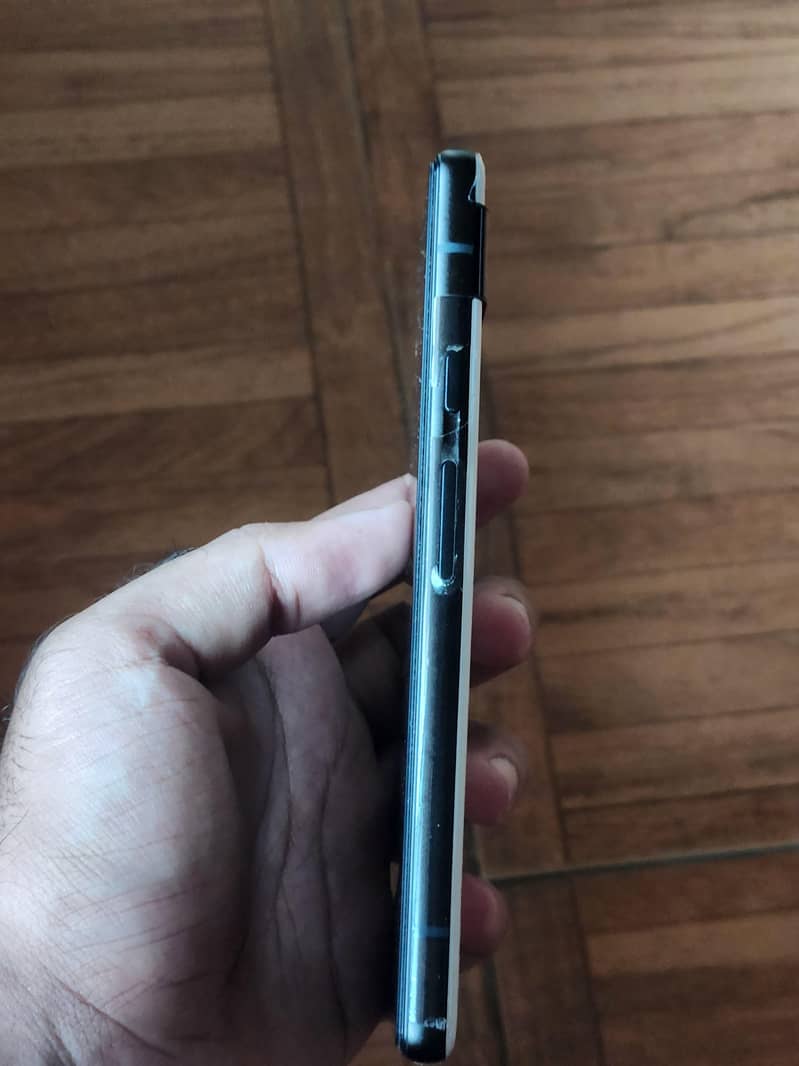 Google Pixel 6a 5