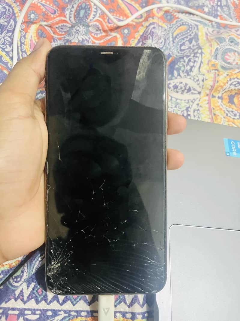 Apple iPhone 11 Pro Max 1