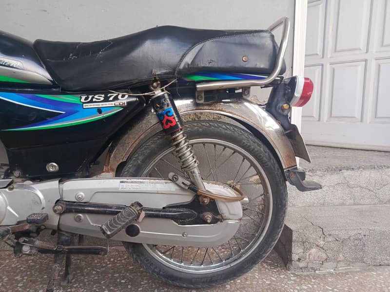 United 70cc 1