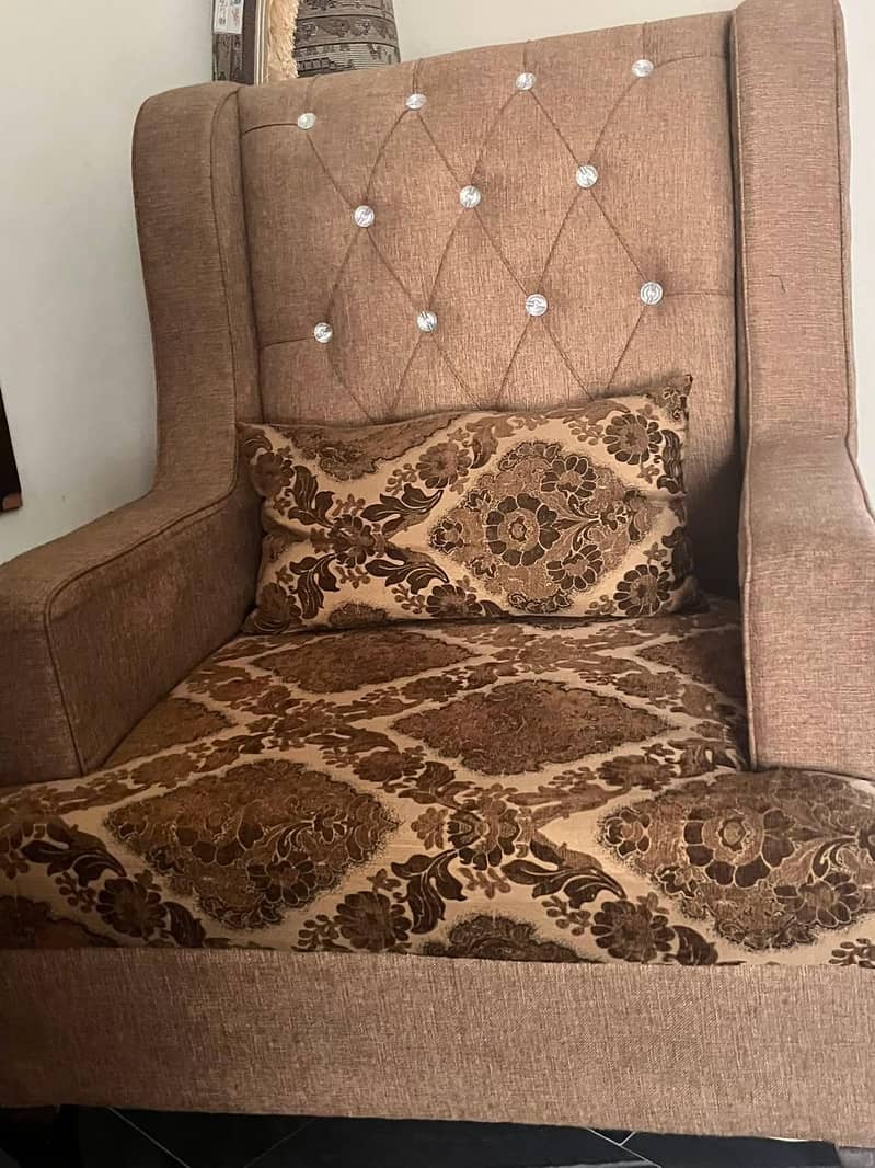 sofas 3 neat and clean 1