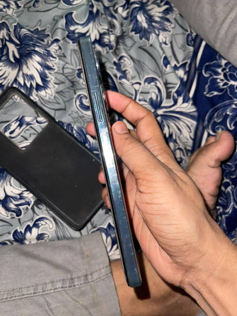 Infinix Note 30 1