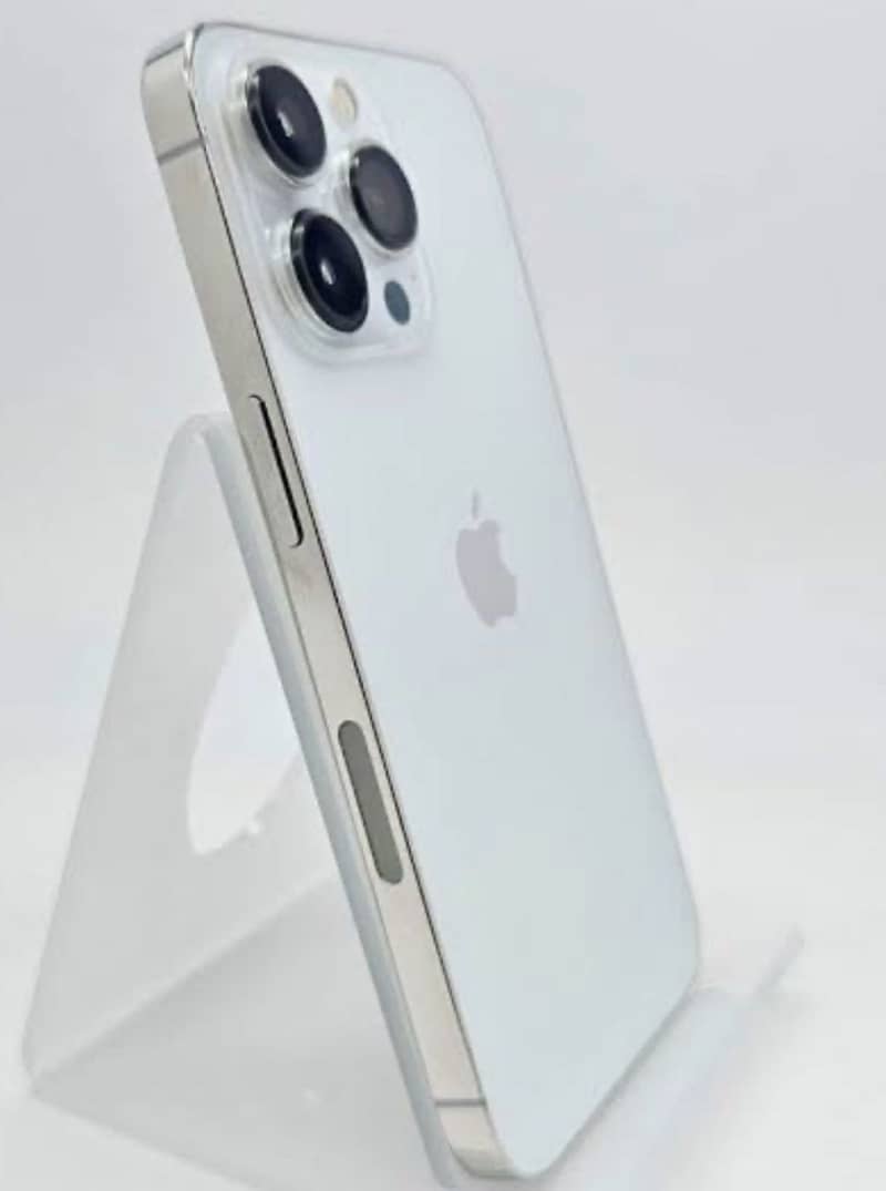 Apple iPhone 13 Pro 0