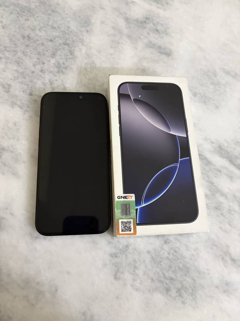 Apple iPhone 16 Pro Max 0