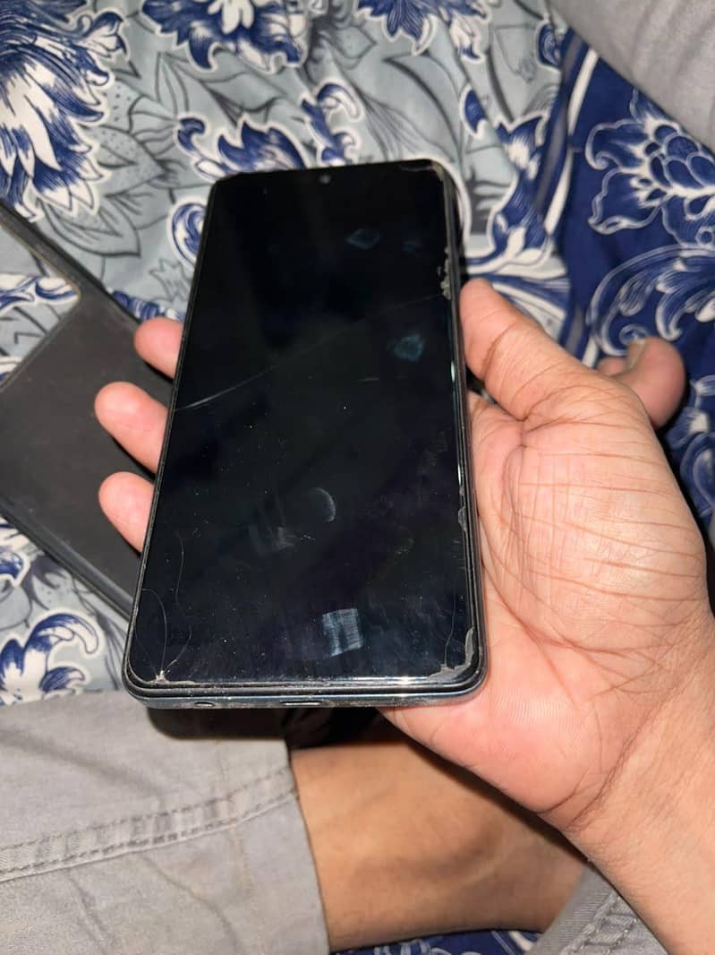 Infinix Note 30 8