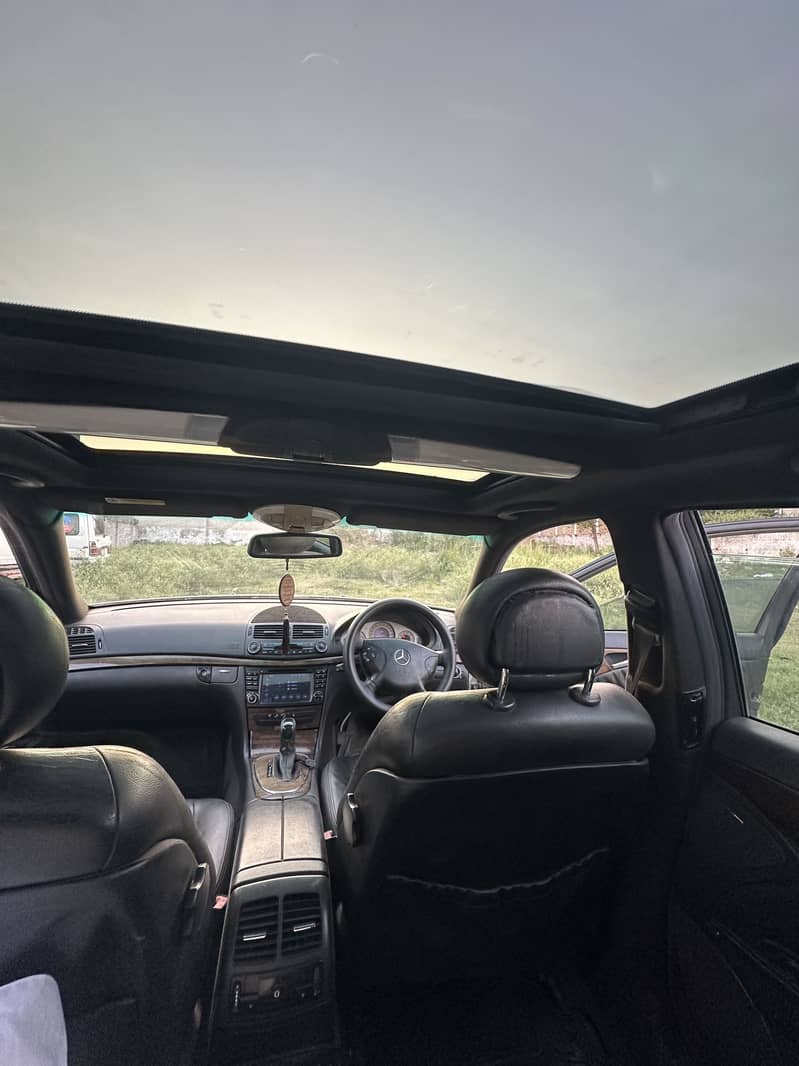 Mercedes E Class 2003 1