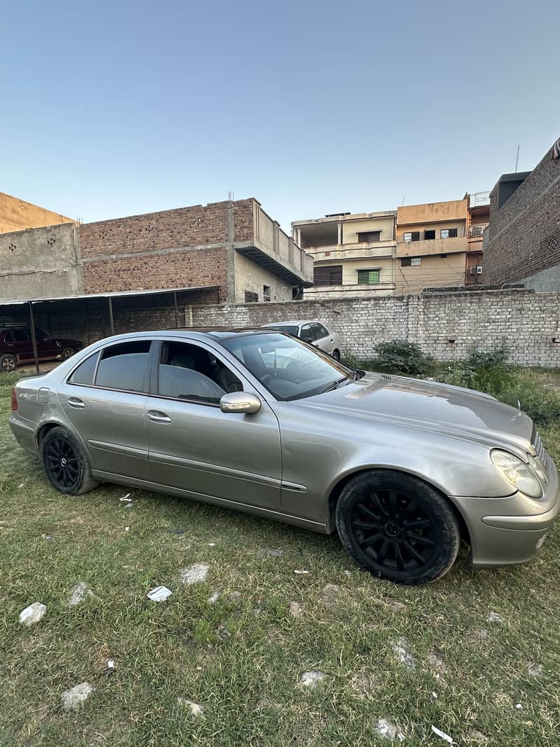 Mercedes E Class 2003 5
