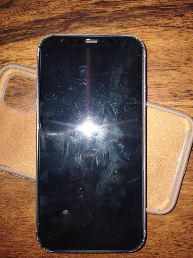 iPhone 11 JV 4