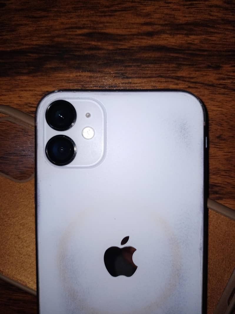 iPhone 11 JV 6