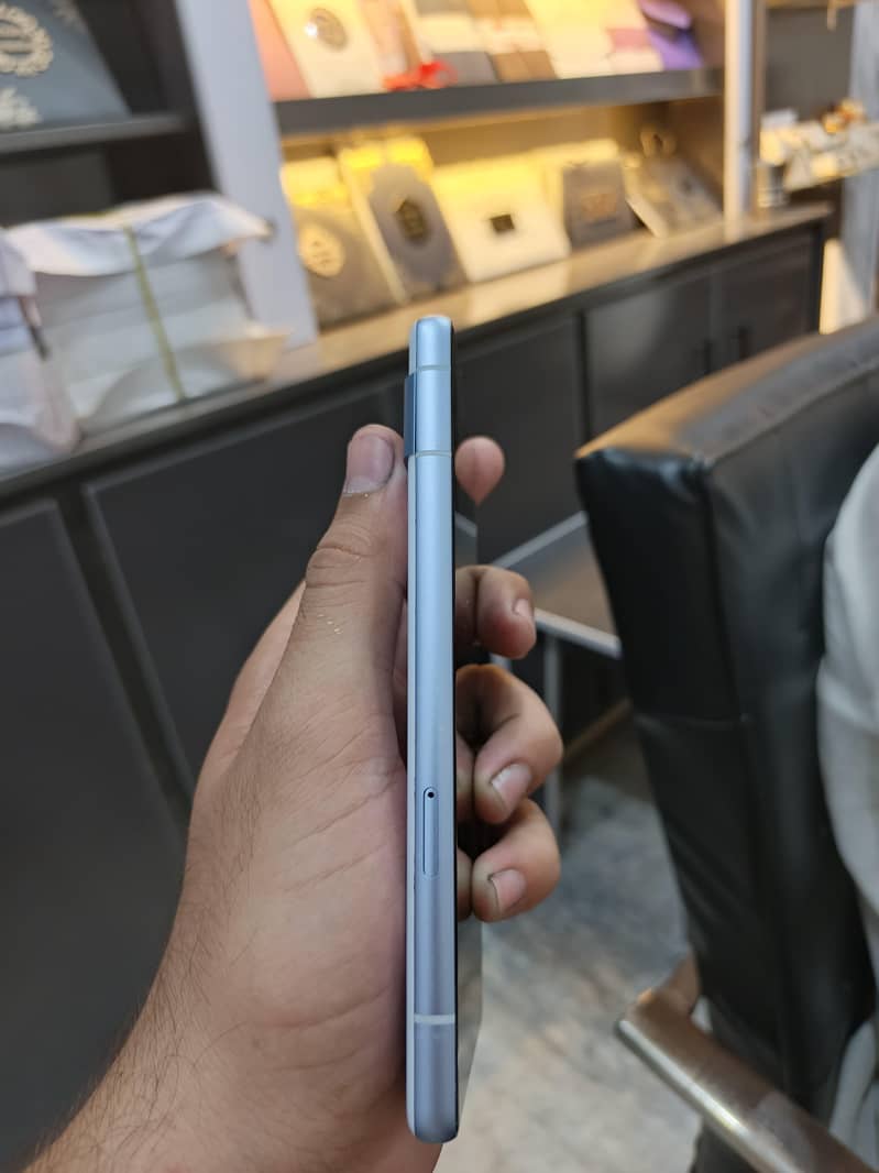 Google Pixel 7a 3