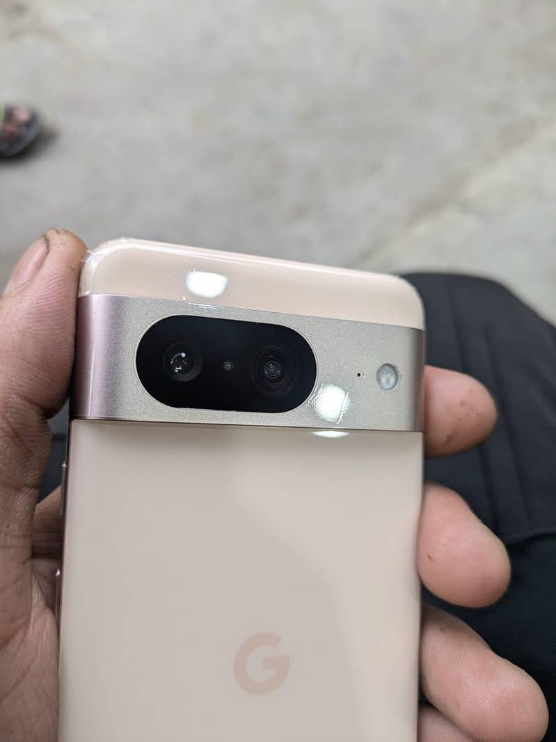Google Pixel 8 1