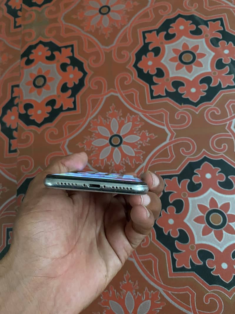 Apple iPhone X 1