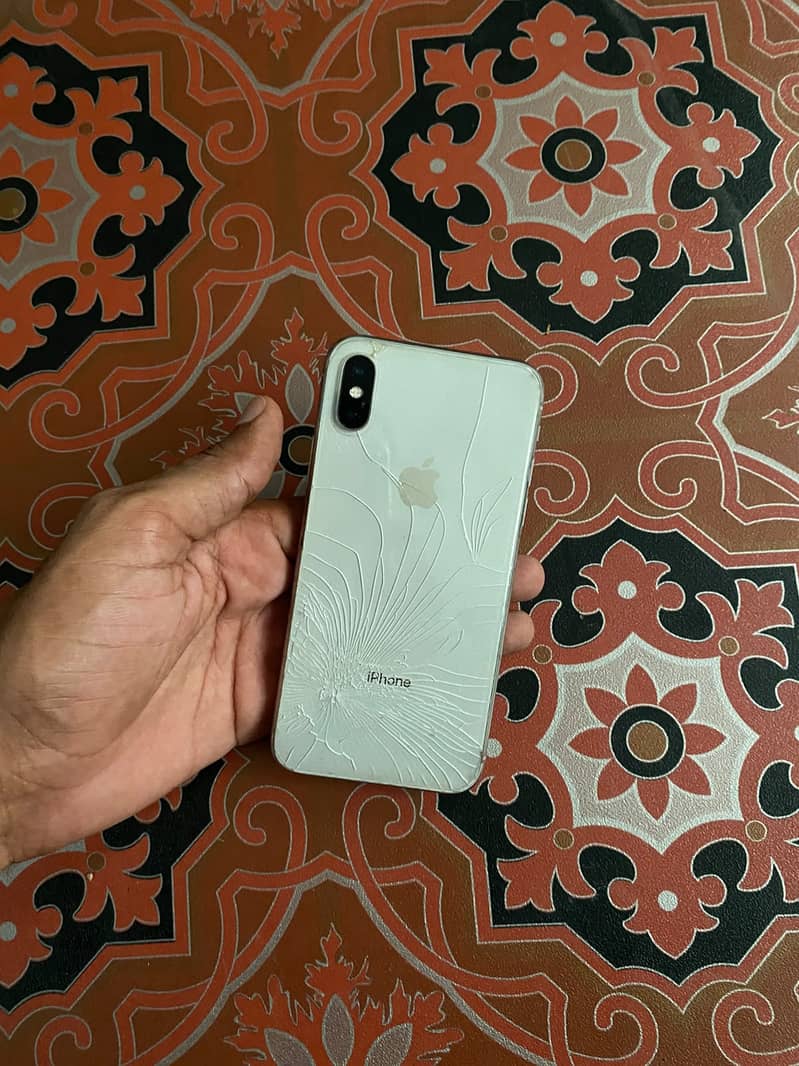 Apple iPhone X 3