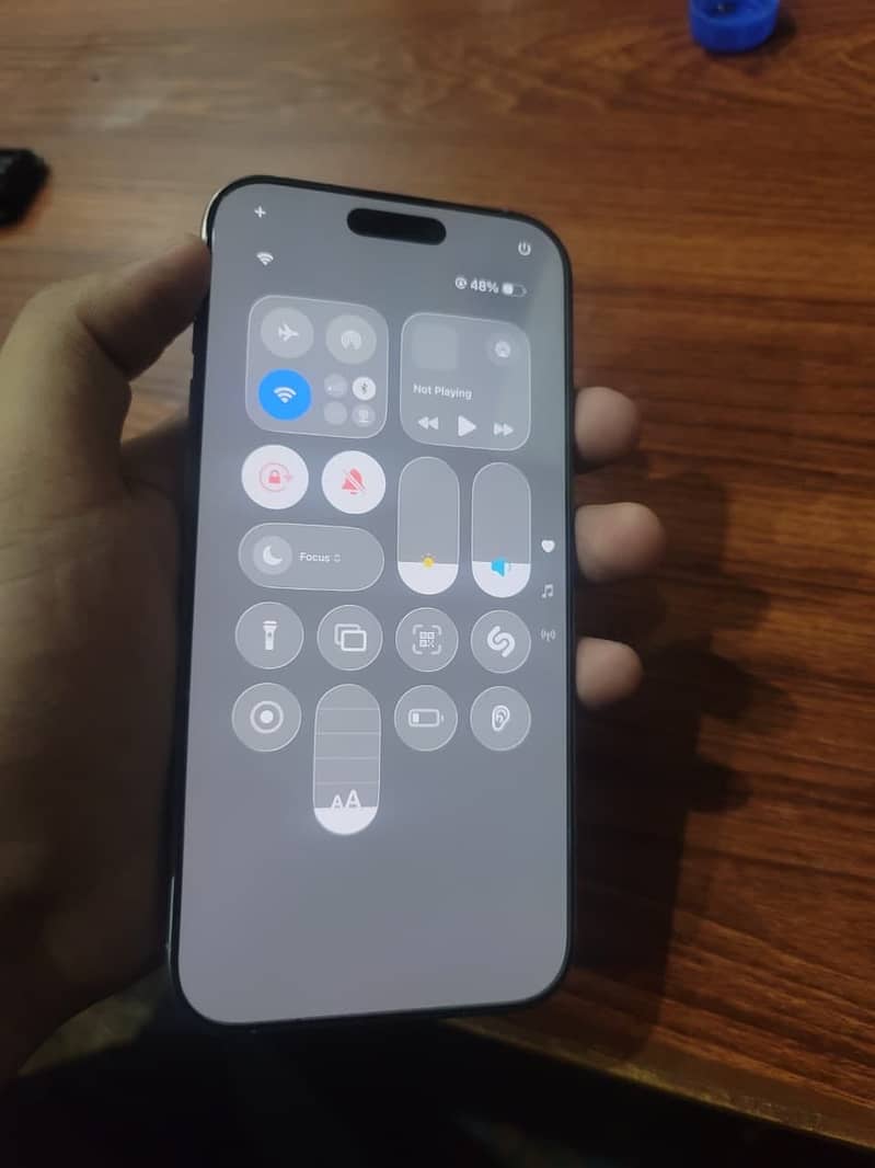 Apple iPhone 16 Pro Max 4