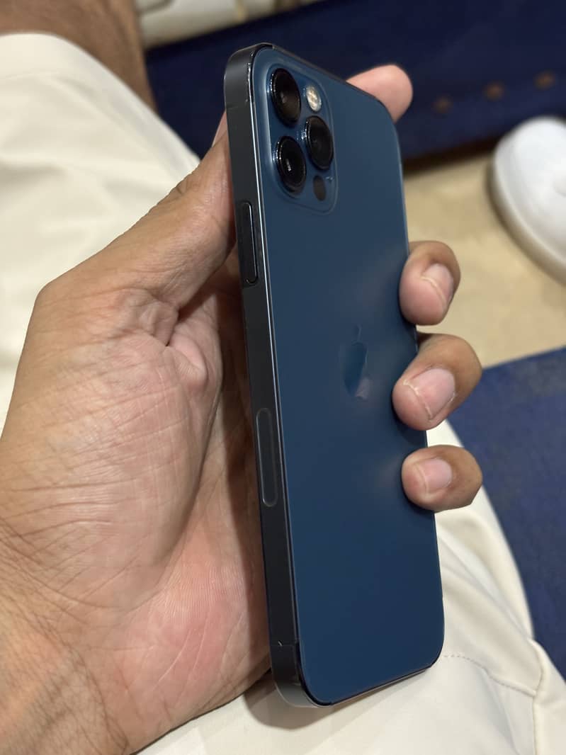 Apple iPhone 12 Pro 0