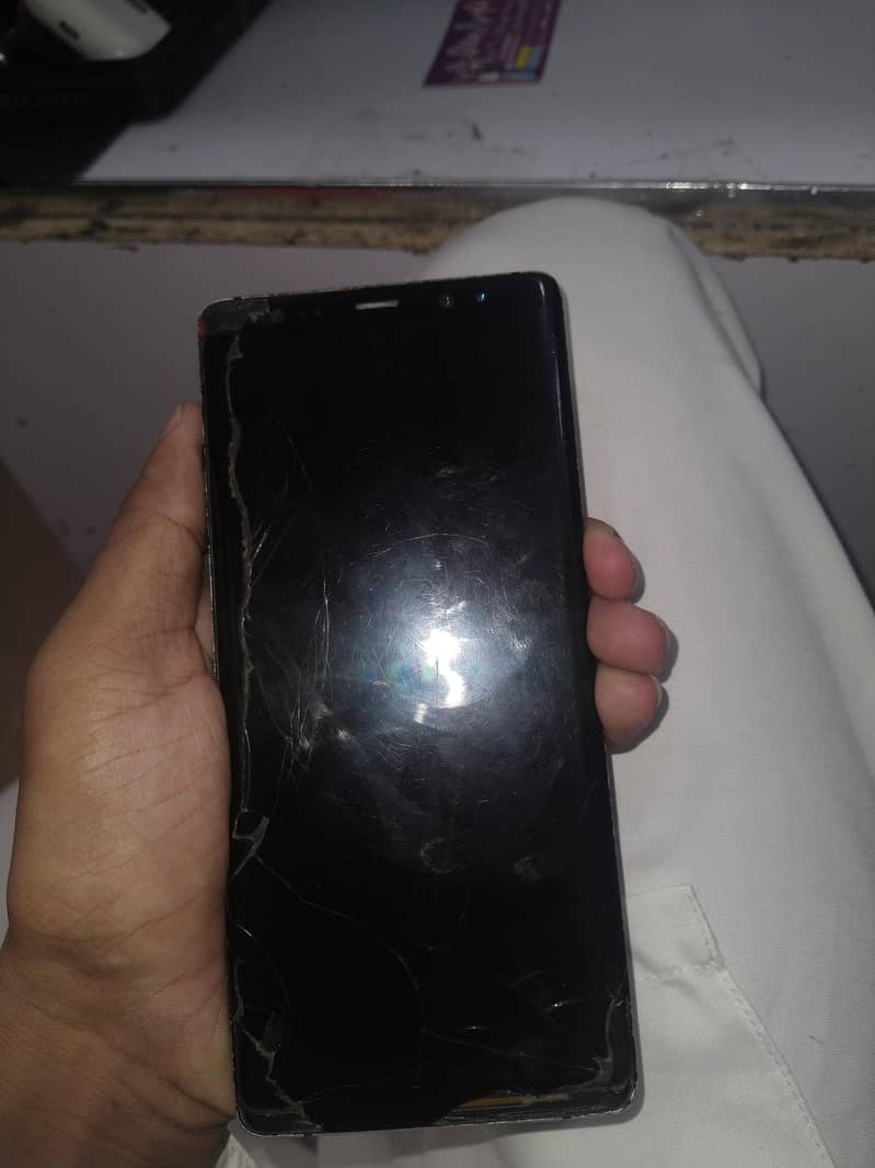 Samsung Mobile Note 8 3
