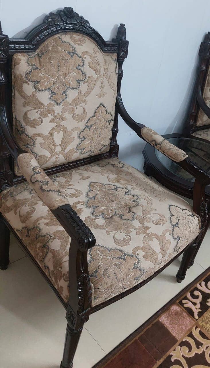 Sofa chairs 1