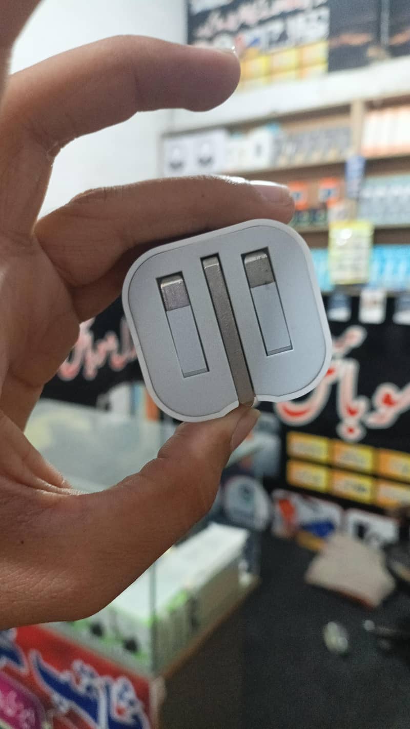 iphone adaptor 1