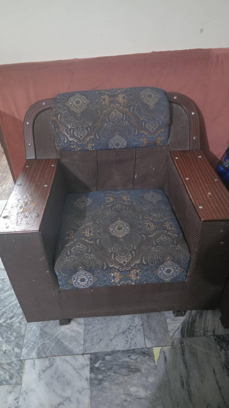 sofa 3 2 1 0