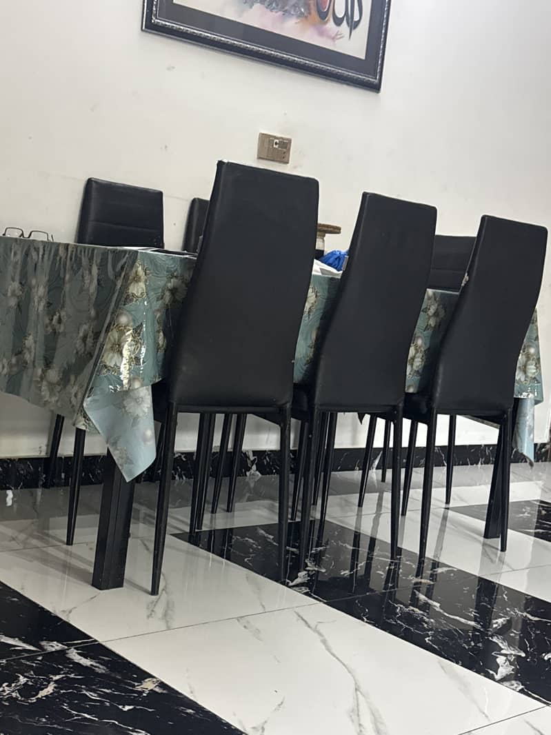 Dining table black 1
