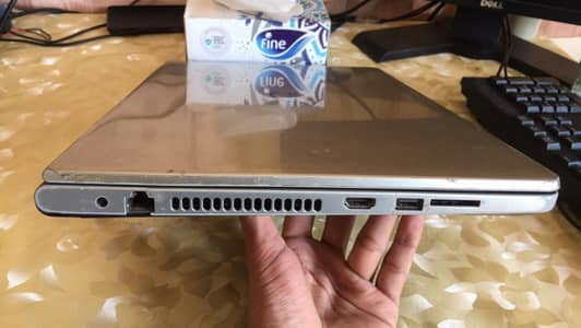 delll 5558 core i3 8GB Ram 500