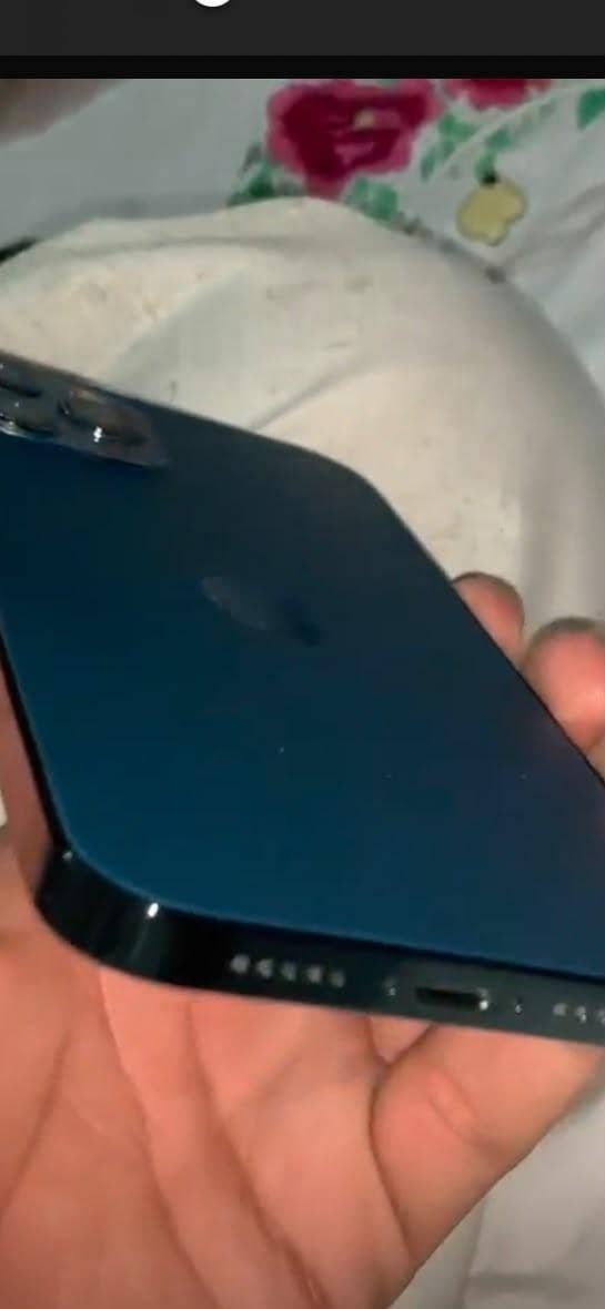 Apple iPhone 12 Pro 3