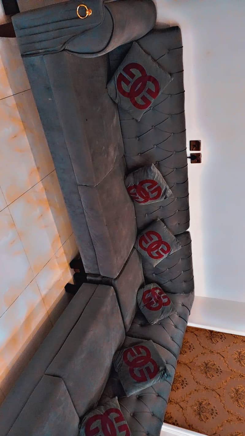 L shaped sofa 0