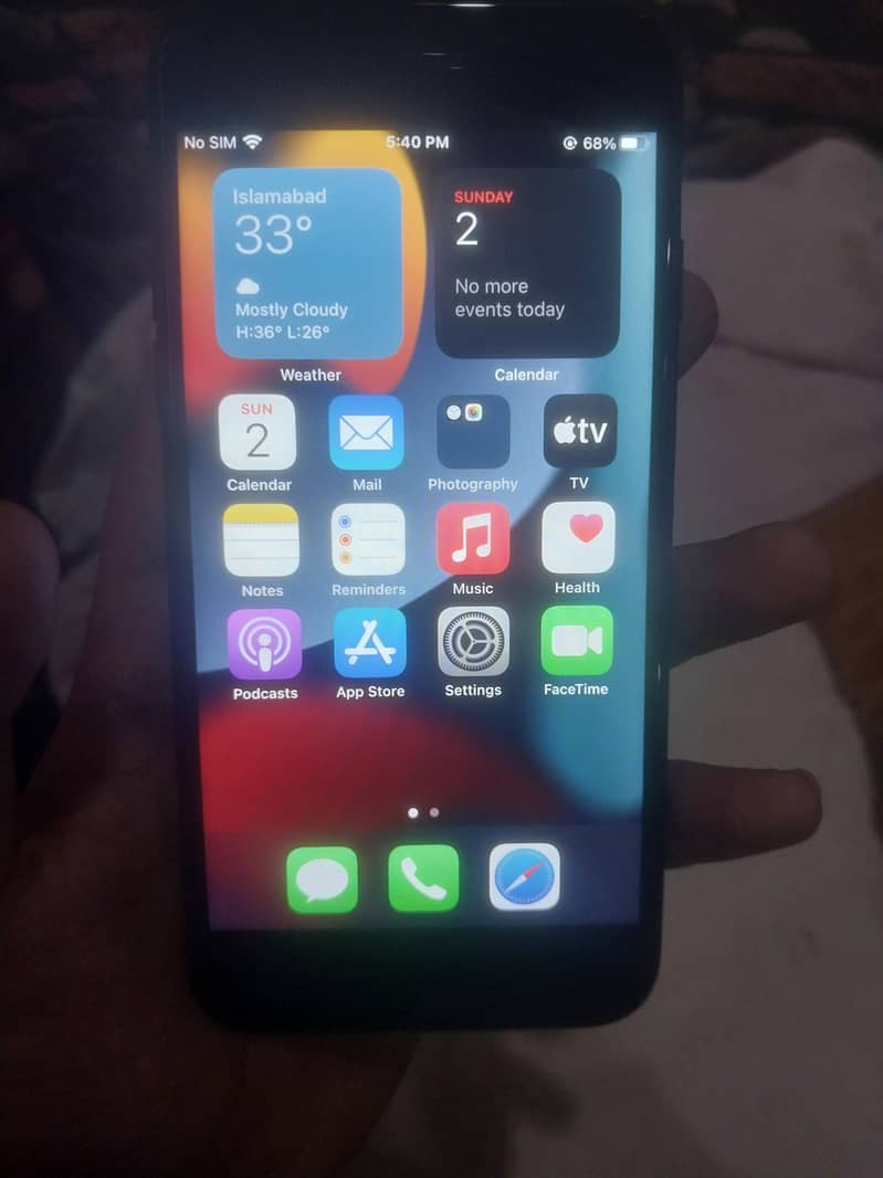 Apple iPhone 7 2