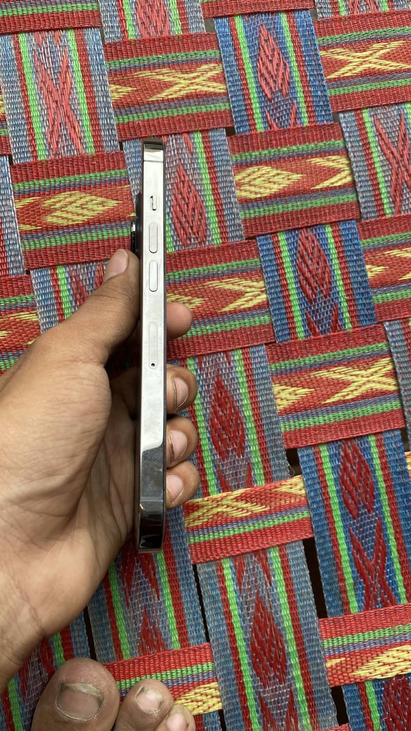 Apple iPhone 13 Pro 5