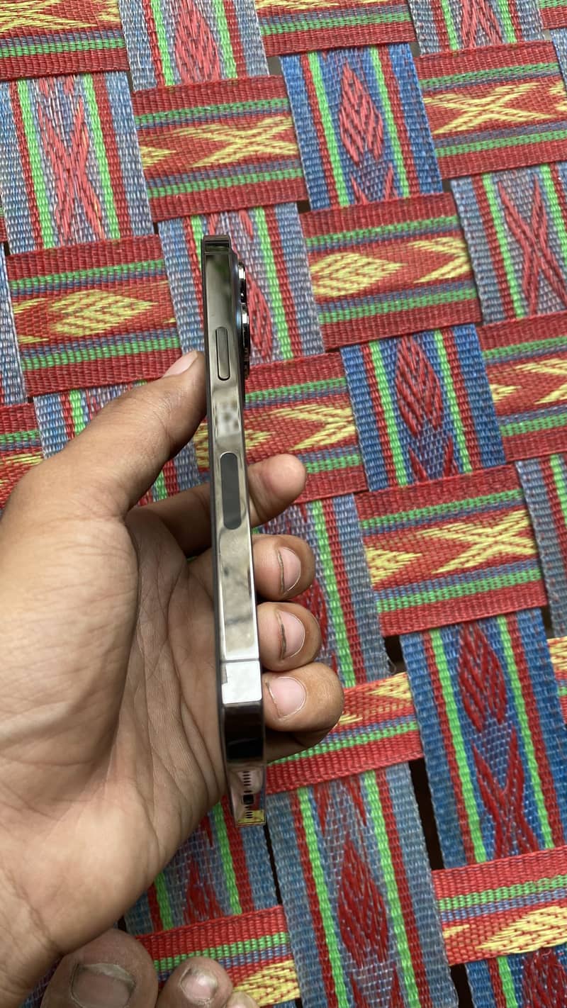 Apple iPhone 13 Pro 6