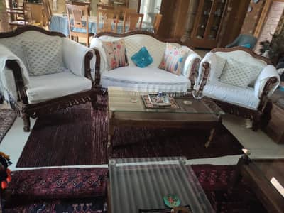chanuot sofa set