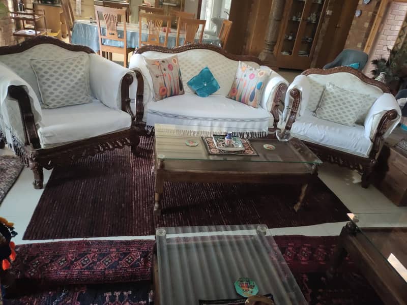 chanuot sofa set 0