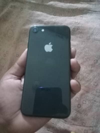 Apple iPhone 8