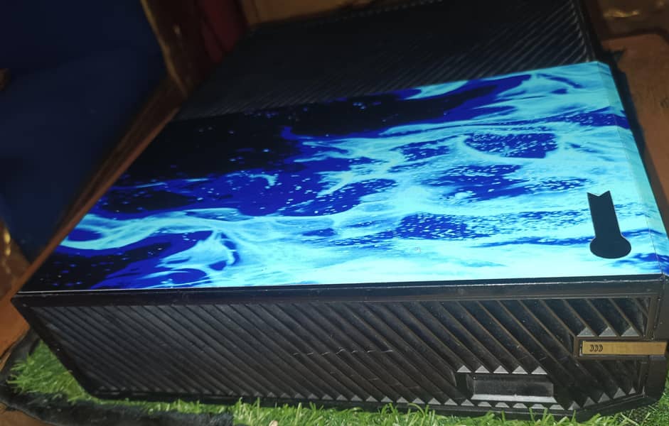 Xbox one with controller 6