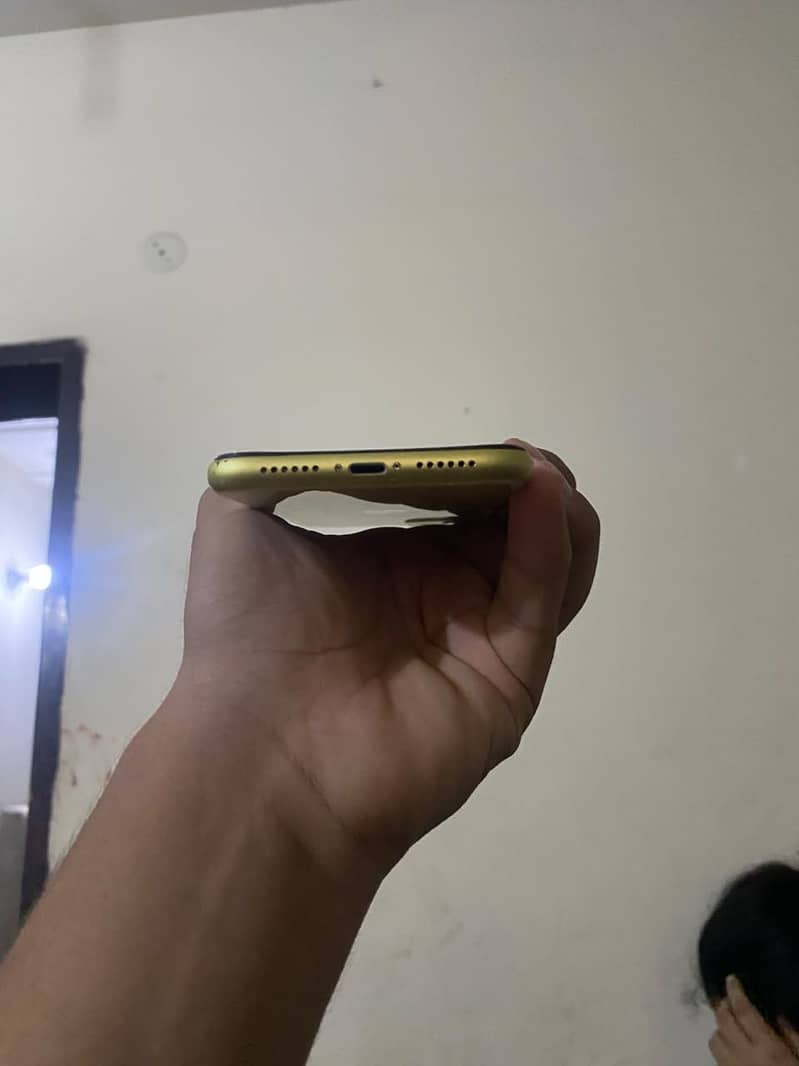 Apple iPhone 11 6