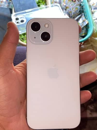 Apple iPhone 15