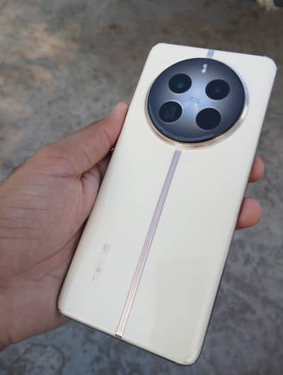 Realme 12 Pro Plus