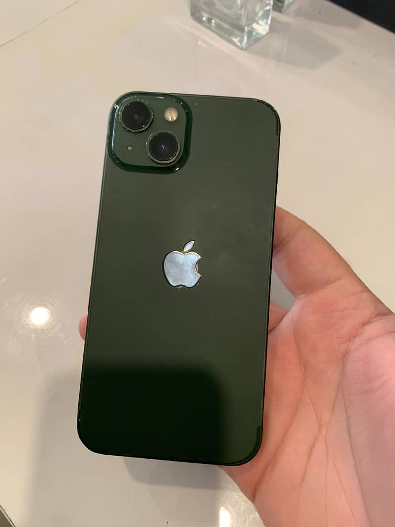 Apple iPhone 13 3